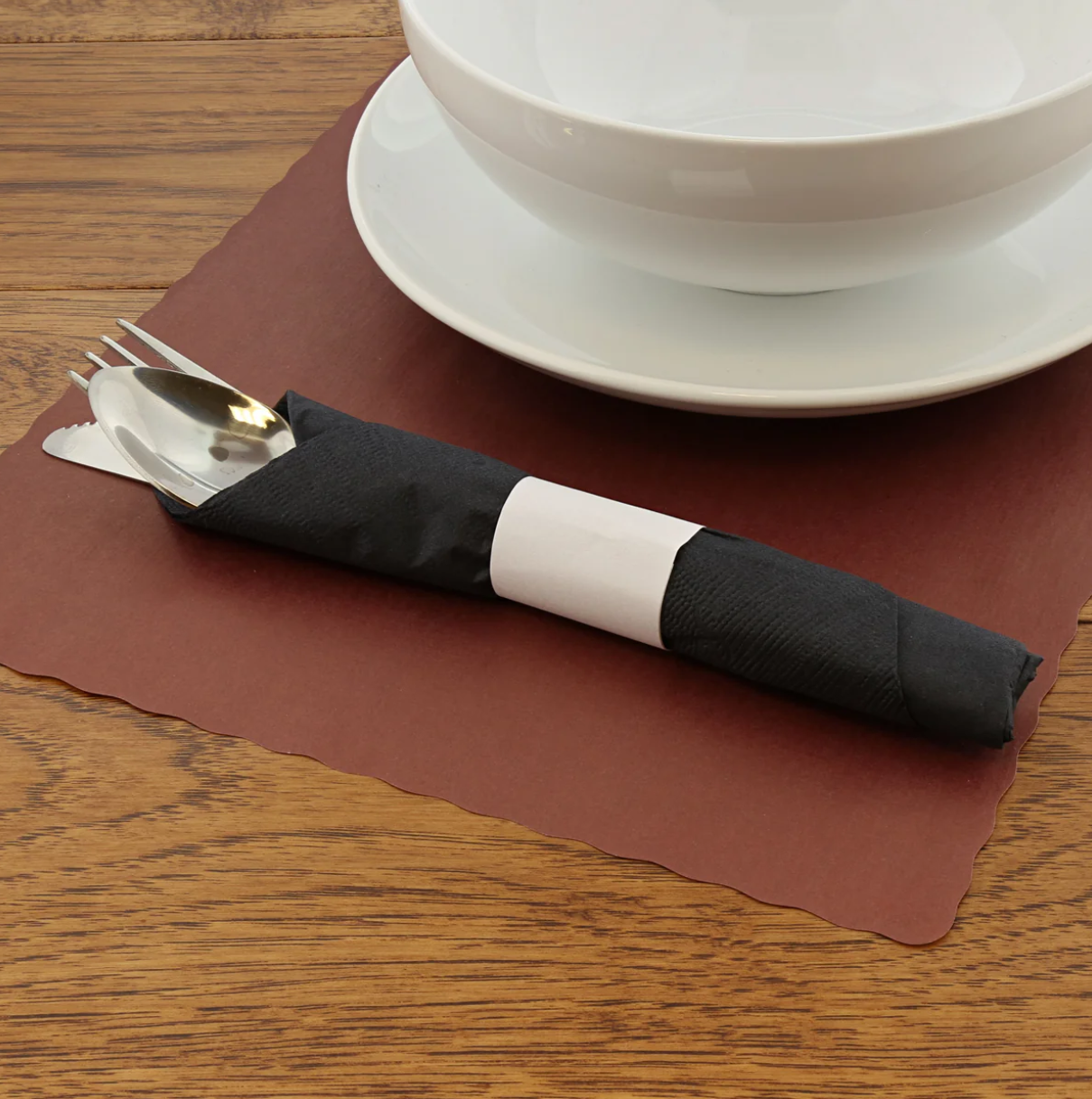 Solid Color Scalloped Edge Placemat Burgundy 9.25" X 13.25"