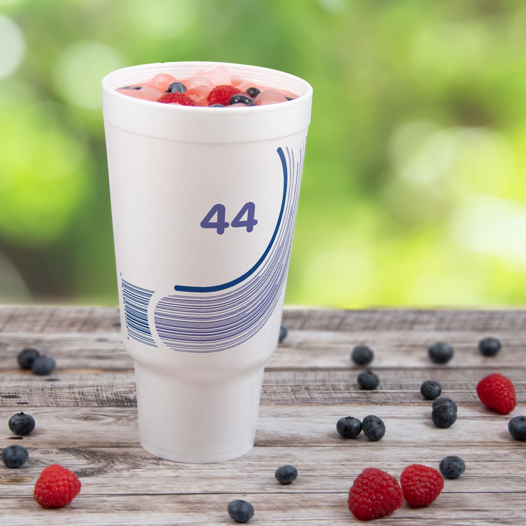 44 oz Foam Breeze Pedestal Cup White W/Blue Print Hot/Cold
