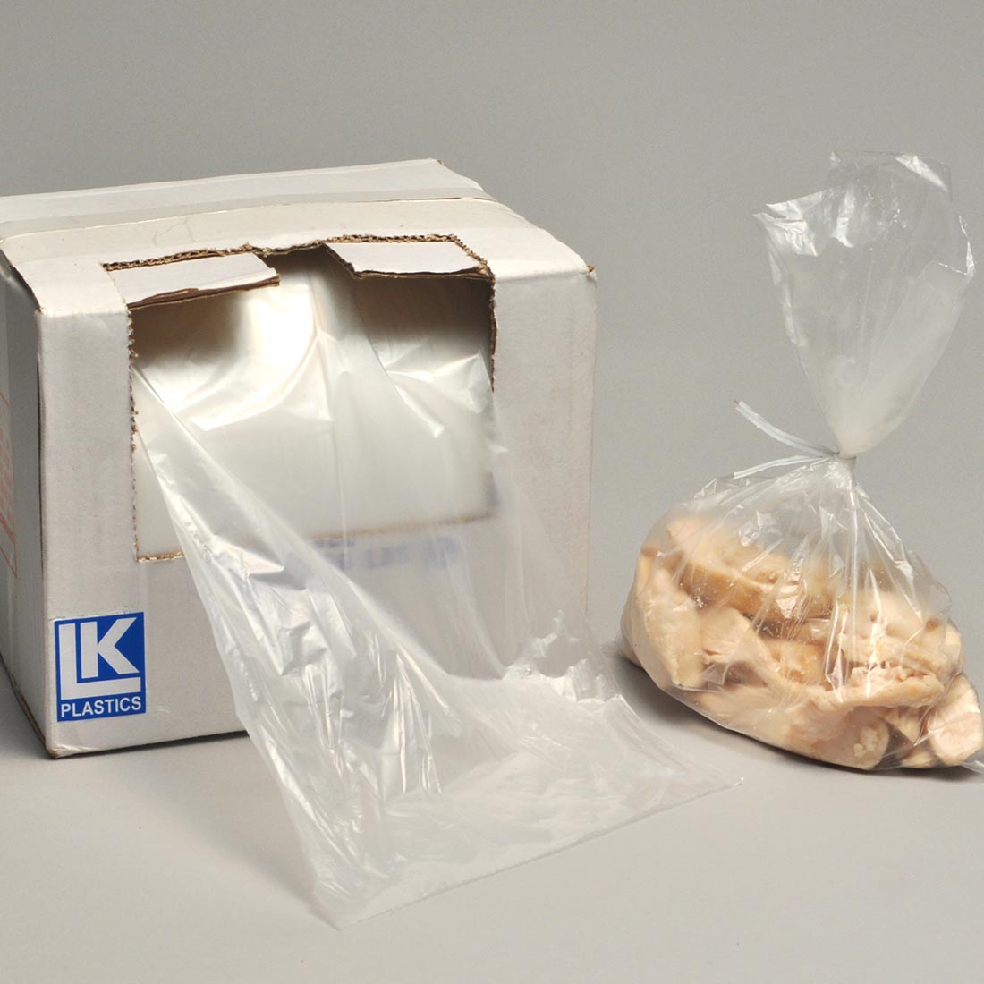 Utility Bags w/ Twist Ties 0.5 mil, Clear