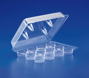 Clear Hinged 12ct Cupcake Container 12.94" x 10.25" x 3.38"